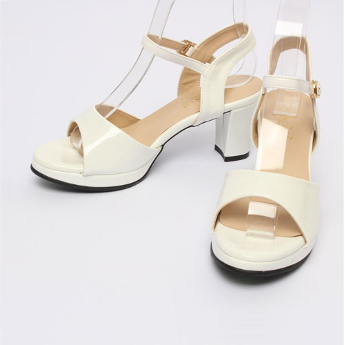 36971 에나멜 여자 여름 신발 여성 미들굽 스트랩힐 샌들 (7.0 cm)