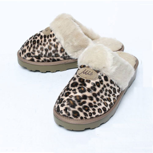 45250 호피무늬 둥근패치 여성 겨울 신발 방한 털 슬리퍼 (3.5 cm)