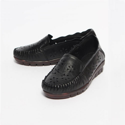48188 구멍 꽃무늬 여성 신발 구두 발편한 낮은굽  단화 (3.0 cm)