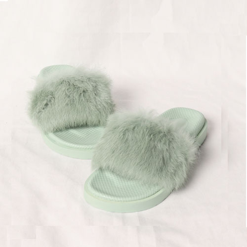 뽀송털 발편한 여성 학생 겨울 신발 털 슬리퍼 (3.0 cm)