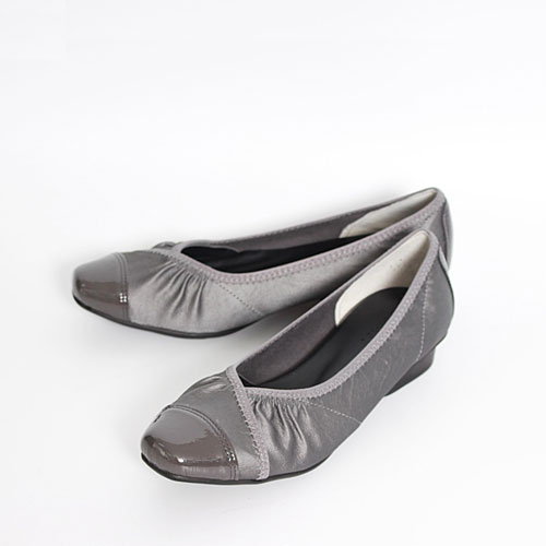 투컬러 에나 여성 신발 중년 단화 (3.0 cm)